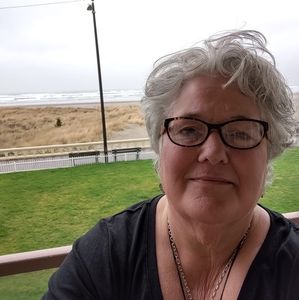 Meet your Posher, Linda